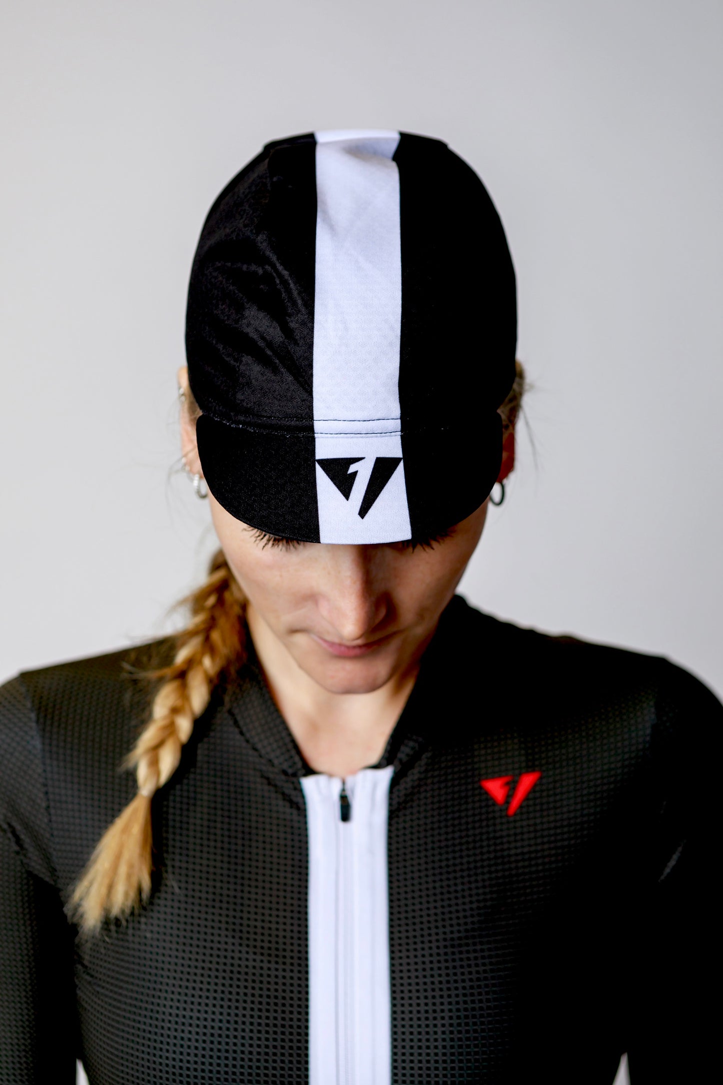 Women's ProSpec Rouleur SZ Jersey | TEAM ISSUE | Obsidian Black CF with white race stripe